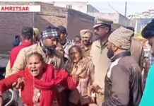 ਅੰਮ੍ਰਿਤਸਰ : ਦੁੱਧ ਲੈਣ ਜਾ ਰਹੇ ਵਿਅਕਤੀ ਨੂੰ ਟਰੱਕ ਨੇ ਦ.ਰੜਿਆ, ਪਿਆ ਚੀਕ-ਚਿਹਾੜਾ, ਵੇਖੋ ਵੀਡੀਓ