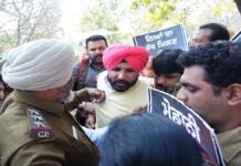 ਕਿਸਾਨਾਂ ਦਾ ਭਾਰਤ ਬੰਦ ਤਾਂ ਕਾਂਗਰਸੀਆਂ ਨੇ BJP ਲੀਡਰਾਂ ਦੇ ਘੇਰੇ ਘਰ
