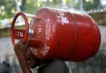 ਮਹਿੰਗਾਈ ਦਾ ਝਟਕਾ!, ਮਹਿੰਗਾ ਹੋਇਆ LPG ਸਿਲੰਡਰ, ਜਾਣੋ ਤਾਜ਼ਾ ਕੀਮਤਾਂ…