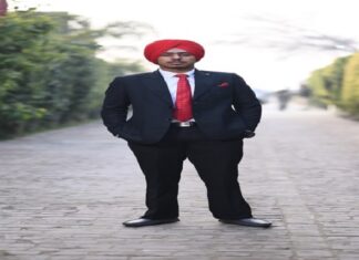 ਬਰਨਾਲਾ : ਭਿਆਨਕ ਕਾਰ ਹਾ.ਦਸੇ ‘ਚ ਵਿਧਵਾ ਮਾਂ ਦੇ ਇਕਲੌਤੇ ਪੁੱਤ ਦੀ ਮੌ.ਤ, 2 ਭੈਣਾਂ ਦਾ ਭਰਾ ਸੀ ਅੰਮ੍ਰਿਤਪਾਲ