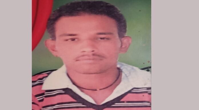 ਤਰਨਤਾਰਨ : ਬੀੜੀ ਪੀਣੋਂ ਨਾ ਹਟਿਆ ਨੌਜਵਾਨ ਤਾਂ ਨਿਹੰਗ ਨੇ ਛਾਤੀ ‘ਚ ਕਿਰਪਾਨ ਮਾਰ ਕੇ ਕੀਤਾ ਕਤਲ