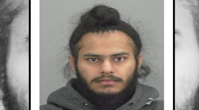 ਕੈਨੇਡਾ ‘ਚ ਪੁੱਤ ਨੇ ਕੀਤਾ ਪਿਓ ਦਾ ਕਤਲ, ਮਾੜੀ ਜਿਹੀ ਬਹਿਸ ਨੇ ਧਾਰਿਆ ਖੂਨੀ ਰੂਪ