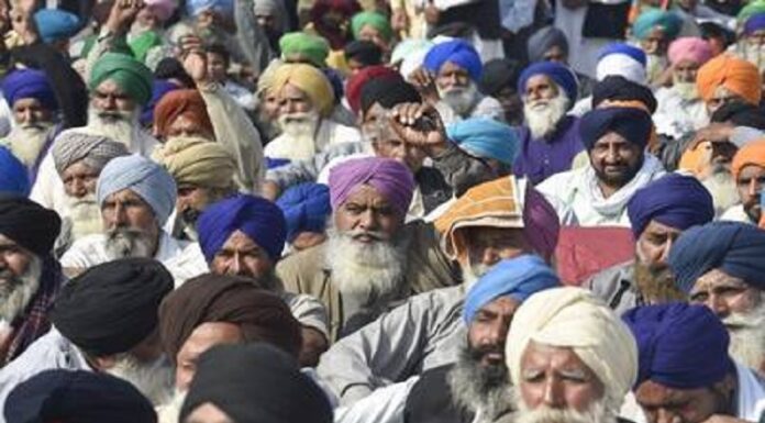 ਚੰਡੀਗੜ੍ਹ ‘ਚ ਕੇਂਦਰ ਦੇ ਮੰਤਰੀਆਂ ਦੀ ਕਿਸਾਨਾਂ ਨਾਲ ਮੀਟਿੰਗ ਜਾਰੀ