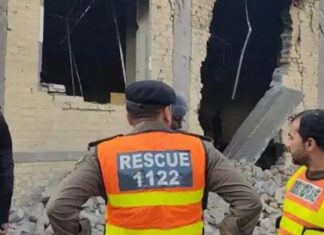 ਪਾਕਿਸਤਾਨ ‘ਚ ਚੋਣਾਂ ਤੋਂ 3 ਦਿਨ ਪਹਿਲਾਂ ਪੁਲਿਸ ਸਟੇਸ਼ਨ ‘ਤੇ ਅੱਤਵਾਦੀਆਂ ਨੇ ਸੁੱਟੇ ਗ੍ਰ.ਨੇਡ, 10 ਮੁਲਾਜ਼ਮਾਂ ਦੀ ਮੌਤ