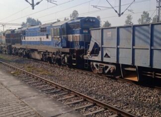 ਪੰਜਾਬ ‘ਚ ਬਿਨਾਂ ਡਰਾਈਵਰ ਦੇ ਪਟੜੀ ‘ਤੇ ਦੌੜੀ ਟ.ਰੇਨ, ਰੇਲ ਅਧਿਕਾਰੀਆਂ ਨੂੰ ਪਈ ਭਾਜੜਾਂ, ਇੰਝ ਨਿਪਟਿਆ ਐਮਰਜੈਂਸੀ ਹਾਲਾਤ ਨਾਲ