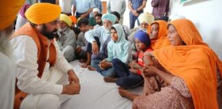 ਮਾਸੂਮ ਲੋਕਾਂ ਦੇ ਕਾਤਲਾਂ ਨੁੰ ਬਖਸ਼ਿਆ ਨਹੀਂ ਜਾਵੇਗਾ, ਜ਼ਹਿਰੀਲੀ ਸ਼ਰਾਬ ਪੀ ਕੇ ਮਰਨ ਵਾਲਿਆਂ ਦੇ ਪਰਿਵਾਰਾਂ ਨੂੰ CM ਮਾਨ ਨੇ ਦਿੱਤਾ ਭਰੋਸਾ