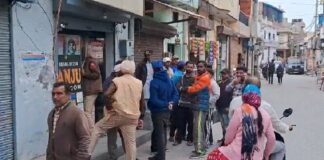 ਲੁਧਿਆਣਾ : ਕੁਝ ਦਿਨਾਂ ਬਾਅਦ ਜਾਣਾ ਸੀ ਵਿਦੇਸ਼, ਬਦਮਾਸ਼ਾਂ ਨੇ ਪੁਰਾਣੀ ਰੰਜਿਸ਼ ਕਾਰਨ ਸੱਟਾਂ ਮਾਰ ਪਾੜਤਾ ਨੌਜਵਾਨ ਦਾ ਸਿਰ