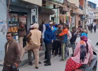 ਲੁਧਿਆਣਾ : ਕੁਝ ਦਿਨਾਂ ਬਾਅਦ ਜਾਣਾ ਸੀ ਵਿਦੇਸ਼, ਬਦਮਾਸ਼ਾਂ ਨੇ ਪੁਰਾਣੀ ਰੰਜਿਸ਼ ਕਾਰਨ ਸੱਟਾਂ ਮਾਰ ਪਾੜਤਾ ਨੌਜਵਾਨ ਦਾ ਸਿਰ