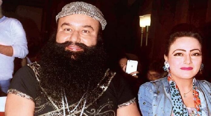 ਬਰਗਾੜੀ ਬੇਅਦਬੀ ਮਾਮਲੇ ‘ਚ ਵੱਡਾ ਖੁਲਾਸਾ : ਰਾਮ ਰਹੀਮ ਤੇ ਹਨੀਪ੍ਰੀਤ ਦੇ ਕਹਿਣ ‘ਤੇ ਹੋਈ ਸੀ ਬੇਅਦਬੀ