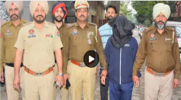ਅੰਮ੍ਰਿਤਸਰ ‘ਚ ਪੁਲਿਸ ਤੇ ਫੌਜ ਨੇ ਨਕਲੀ ਫੌਜੀ ਅਫਸਰ ਫੜਿਆ, ਆਰਮੀ ਰੈਂਕ ਦੀਆਂ ਵਰਦੀਆਂ ਪਾ ਕੇ ਲੋਕਾਂ ‘ਤੇ ਪਾਉਂਦਾ ਸੀ ਰੌਹਬ