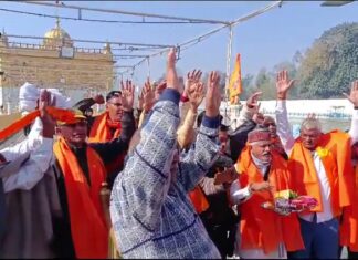 ਹਿੰਦੂ ਤੀਰਥ ਯਾਤਰੀਆਂ ਦਾ ਜਥਾ ਪਾਕਿਸਤਾਨ ਵਿਖੇ ਕਟਾਸ ਰਾਜ ਦੀ ਯਾਤਰਾ ਲਈ ਹੋਇਆ ਰਵਾਨਾ