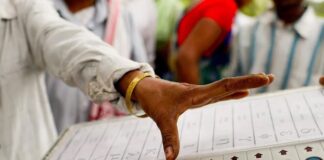 ਵੱਡੀ ਖਬਰ ! ਪੰਜਾਬ ‘ਚ ਕੰਮ ਕਰਦੇ ਗੁਆਂਢੀ ਸੂਬਿਆਂ ਦੇ ਵਸਨੀਕਾਂ ਨੂੰ ਵੋਟ ਪਾਉਣ ਲਈ ਮਿਲੇਗੀ ਪੇਡ ਛੁੱਟੀ, ਸਰਕਾਰ ਵਲੋਂ ਨੋਟੀਫਿਕੇਸ਼ਨ ਜਾਰੀ