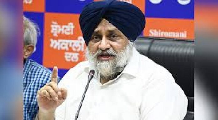 ਅਕਾਲੀ ਦਲ ਨੇ ਧਰਮ ਨਿਰਪੱਖ ਬਣਨ ਵੱਲ ਵਧਾਇਆ ਕਦਮ : ਅੰਮ੍ਰਿਤਸਰ-ਪਟਿਆਲਾ ਤੋਂ ਹਿੰਦੂ ਚਿਹਰੇ ਉਤਾਰ ਸਕਦੀ ਹੈ ਚੋਣ ਮੈਦਾਨ ‘ਚ