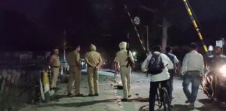 ਲੁਧਿਆਣਾ : ਪੁਰਾਣੀ ਰੰਜਿਸ਼ ਕਾਰਨ ਰੇਲਵੇ ਕਰਾਸਿੰਗ ‘ਤੇ ਖੜ੍ਹੇ 2 ਨੌਜਵਾਨਾਂ ‘ਤੇ ਚੱਲੀਆਂ ਗੋਲੀਆਂ, ਸ਼ਹਿਰ ‘ਚ ਫੈਲੀ ਸਨਸਨੀ