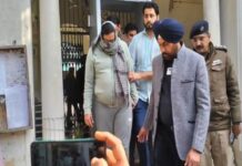 ਬ੍ਰੇਕਿੰਗ : ਬਰਗਾੜ੍ਹੀ ਬੇਅਦਬੀ ਕਾਂਡ ਦੇ ਮੁੱਖ ਸਾਜਿਸ਼ਕਰਤਾ ਡੇਰਾ ਪ੍ਰੇਮੀ ਪ੍ਰਦੀਪ ਕਲੇਰ ਨੂੰ ਮਿਲੀ ਜ਼ਮਾਨਤ