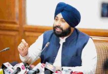 ਪੰਜਾਬ ਸਿੱਖਿਆ ਵਿਭਾਗ ਦੀ ਕਾਮਯਾਬੀ : ਵਿੱਦਿਅਕ ਸੈਸ਼ਨ ਸ਼ੁਰੂ ਹੁੰਦੇ ਹੀ 90 ਫੀਸਦੀ ਤੋਂ ਵੱਧ ਕਿਤਾਬਾਂ ਸਕੂਲਾਂ ‘ਚ ਪਹੁੰਚਾਈਆਂ