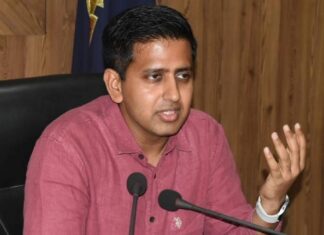 ਆਦਮਪੁਰ ਵਿਖੇ ਬੂਥ ‘ਤੇ ਹੋਏ ਝਗੜੇ ਸਬੰਧੀ 4 ਵਿਰੁੱਧ ਪਰਚਾ ਦਰਜ