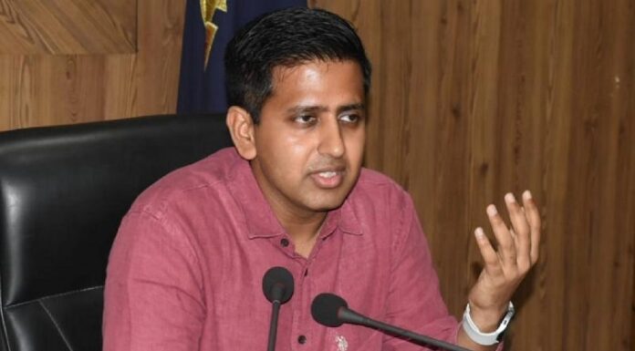 ਆਦਮਪੁਰ ਵਿਖੇ ਬੂਥ ‘ਤੇ ਹੋਏ ਝਗੜੇ ਸਬੰਧੀ 4 ਵਿਰੁੱਧ ਪਰਚਾ ਦਰਜ