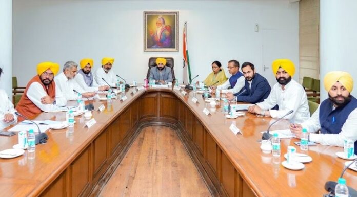 ਵੱਡੀ ਖਬਰ ! CM ਮਾਨ ਵਿਧਾਇਕਾਂ ਨਾਲ ਕਰਨਗੇ ਮੀਟਿੰਗ , ਲੋਕ ਸਭਾ ਚੋਣਾਂ ‘ਚ ਹੋਈ ਹਾਰ ਦੇ ਕਾਰਨਾਂ ਦਾ ਕਰਨਗੇ ਪਤਾ