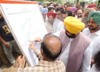 ਮੁੱਖ ਮੰਤਰੀ ਨੇ ਮਾਲਵਾ ਨਹਿਰ ਦੇ ਕੰਮ ਦਾ ਲਿਆ ਜਾਇਜ਼ਾ; ਆਜ਼ਾਦੀ ਤੋਂ ਬਾਅਦ ਪੰਜਾਬ ਵਿੱਚ ਬਣੇਗੀ ਪਹਿਲੀ ਨਹਿਰ
