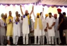 ਅਕਾਲੀ ਦਲ ਨੂੰ ਅਲਵਿਦਾ ਕਹਿ ਕੇ ਆਏ ਡਿੰਪੀ ਢਿੱਲੋਂ ਵੱਡੀ ਗਿਣਤੀ ਸਾਥੀਆਂ ਸਣੇ ਆਪ ‘ਚ ਸ਼ਾਮਲ