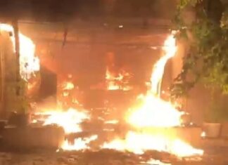 ਖੰਨਾ : ਫਾਸਟ ਫੂਡ ਦੀ ਦੁਕਾਨ ਨੂੰ ਲੱਗੀ ਭਿਆਨਕ ਅੱਗ, ਸਾਰਾ ਸਾਮਾਨ ਸੜ ਕੇ ਸੁਆਹ