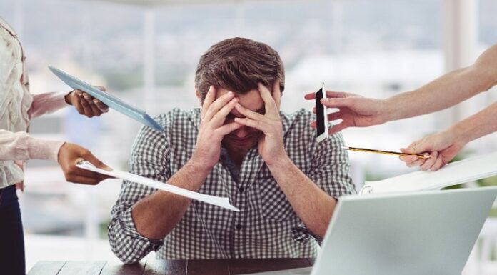 ਚਿੰਤਾਜਨਕ ! ਕੰਮ ਦੇ ਬੋਝ ਕਾਰਨ ਹੋ ਰਹੀਆਂ ਹਨ ਲੱਖਾਂ ਮੌਤਾਂ, ਸਭ ਤੋਂ ਵੱਧ ਘੰਟੇ ਕੰਮ ਕਰਨ ਵਾਲੇ ਦੇਸ਼ਾਂ ‘ਚੋਂ ਭਾਰਤ ਦੂਜੇ ਨੰਬਰ ‘ਤੇ, ਜਾਣੋ ਇਸ ਦੇ ਨੁਕਸਾਨ