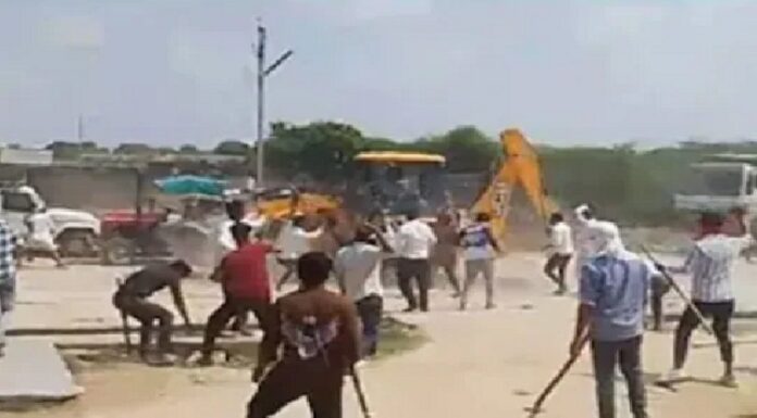 ਜ਼ਮੀਨੀ ਵਿਵਾਦ ਨੂੰ ਲੈ ਕੇ ਦਿਨ-ਦਿਹਾੜੇ ਚਲੀਆਂ ਅਨ੍ਹੇਵਾਹ ਗੋਲੀਆਂ, 2 ਲੋਕਾਂ ਦੀ ਮੌਤ, ਇਕ ਦੀ ਹਾਲਤ ਗੰਭੀਰ