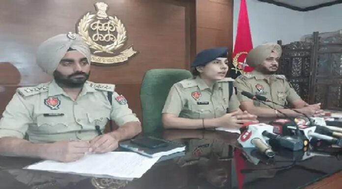 ਬ੍ਰੇਕਿੰਗ : ਪੰਜਾਬ ‘ਚ ਫੈਕਟਰੀਆਂ ਲੁੱਟਣ ਵਾਲਾ ਗਿਰੋਹ ਕਾਬੂ, ਲੱਖਾਂ ਦੇ ਸਾਮਾਨ ਸਣੇ 6 ਮੁਲਜ਼ਮ ਗ੍ਰਿਫਤਾਰ