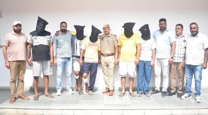 Breaking : ਜਲੰਧਰ ਕਮਿਸ਼ਨਰੇਟ ਪੁਲਿਸ ਤੇ ਅਰੋਪੀਆਂ ਵਿਚਾਲੇ ਚੱਲੀਆਂ ਗੋਲੀਆਂ, ਫਾਇਰਿੰਗ ਮਾਮਲੇ ਨਾਲ ਜੁੜੇ ਦੋ ਨੂੰ ਕੀਤਾ ਗ੍ਰਿਫਤਾਰ, ਦੋਵੇਂ ਗੰਭੀਰ ਜ਼ਖਮੀ