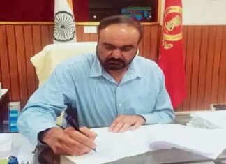 ਚੋਣ ਕਮਿਸ਼ਨ ਨੇ ਤਰਨਤਾਰਨ ਦੇ DC ਦੇ ਤਬਾਦਲੇ ਦੇ ਦਿੱਤੇ ਹੁਕਮ, 3 ਦਿਨ ਪਹਿਲਾਂ ਹੀ ਸੰਭਾਲਿਆ ਸੀ ਅਹੁਦਾ