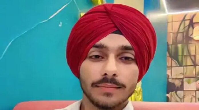 ਮੋਹਾਲੀ ਦੇ ਸਕੂਲ ‘ਚ 12 ਜਮਾਤ ਦੇ ਵਿਦਿਆਰਥੀ ਦੀ ਸ਼ੱਕੀ ਹਾਲਾਤਾਂ ‘ਚ ਮੌਤ, ਕਲਾਸ ਖੜ੍ਹਾ-ਖੜ੍ਹਾ ਹੀ ਅਚਾਨਕ ਡਿੱਗਿਆ