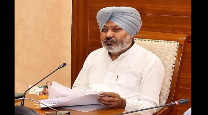 ਮੰਤਰੀ ਹਰਪਾਲ ਸਿੰਘ ਚੀਮਾ : ਪੰਜਾਬ ‘ਚ ਨਾਬਾਲਗਾਂ ਨੂੰ ਸ਼ਰਾਬ ਪਿਲਾਉਣ ਵਾਲੇ ਹੋਟਲਾਂ ‘ਤੇ ਕਾਰਵਾਈ, ਦੋ ਦਿਨ ਚੱਲੀ ਵਿਸ਼ੇਸ਼ ਮੁਹਿੰਮ