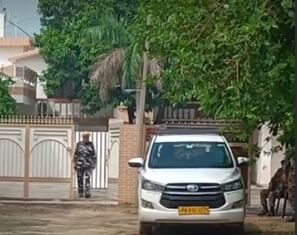 BREAKING: ਖੰਨਾ ‘ਚ ਕਾਂਗਰਸੀ ਆਗੂ ਦੇ ਘਰ ਛਾਪਾ: ਟੈਂਡਰ ਘੁਟਾਲੇ ਦਾ ਮਾਮਲਾ, ਜਲੰਧਰ ਤੋਂ ਪਹੁੰਚੀ ED