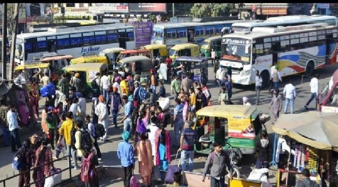 ਲੁਧਿਆਣਾ ਬੱਸ ਸਟੈਂਡ ‘ਤੇ ਮੰਗਣ ਵਾਲੀਆਂ ਕੁੜੀਆਂ ਗਿਰੋਹ ਬਣਾ ਕਰਦੀਆਂ ਲੁੱਟ, ਨੌਜਵਾਨਾਂ ਕੋਲੋਂ ਖੋਹਦੀਆਂ ਪੈਸੇ