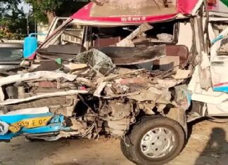 ਹੁਸ਼ਿਆਰਪੁਰ ‘ਚ ਮਰੀਜ਼ ਲੈ ਕੇ ਜਾ ਰਹੀ ਐਂਬੂਲੈਂਸ ਤੇ ਟਰੱਕ ਵਿਚਾਲੇ ਜਬਰਦਸਤ ਟੱਕਰ, ਔਰਤ ਦੀ ਮੌਤ, 5 ਜ਼ਖਮੀ