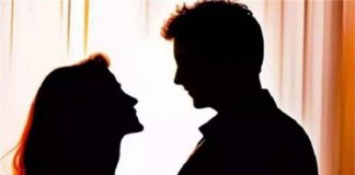 ਵਿਦੇਸ਼ ਤੋ ਸਰਪ੍ਰਾਈਜ਼ ਦੇਣ ਆਏ ਪਤੀ ਦੀ ਪਤਨੀ ਮਾਰ ਰਹੀ ਸੀ ਆਸ਼ਿਕੀ, ਹੋ ਗਿਆ ਵੱਡਾ ਕਾਂਡ