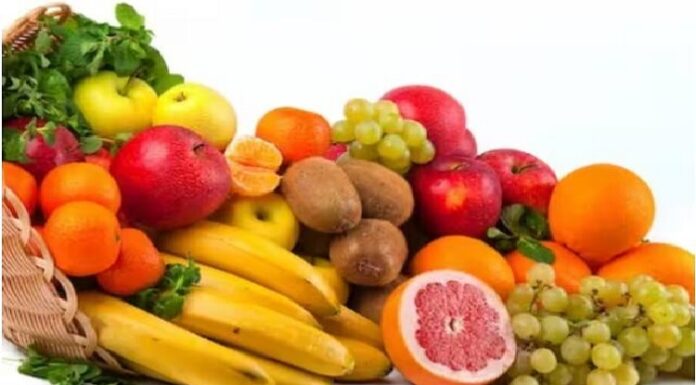 ਆਮ ਲੋਕਾਂ ਨੂੰ ਮਹਿੰਗਾਈ ਦੀ ਦੋਹਰੀ ਮਾਰ ! ਸਬਜ਼ੀਆਂ ਤੋਂ ਬਾਅਦ ਹੁਣ ਆਸਮਾਨ ਛੂਹਣ ਲੱਗੇ ਫਲਾਂ ਦੇ ਭਾਅ