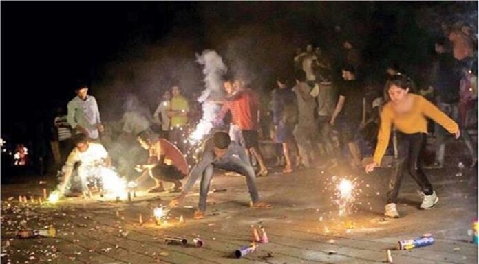 ਅਹਿਮ ਖਬਰ ! ਪੰਜਾਬ ‘ਚ ਦੀਵਾਲੀ ਤੇ ਗੁਰੂਪੁਰਬਾਂ ‘ਤੇ ਪਟਾਕੇ ਚਲਾਉਣ ਦਾ ਸਮਾਂ ਤੈਅ, ਜਾਣੋ ਕਿੱਥੇ ਲੱਗੀ ਪਾਬੰਦੀ