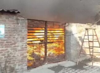 ਲੁਧਿਆਣਾ ‘ਚ ਊਨ ਦੇ ਗੋਦਾਮ ਨੂੰ ਲੱਗੀ ਭਿਆਨਕ ਅੱਗ, ਲੱਖਾਂ ਦਾ ਸਾਮਾਨ ਸੜ ਕੇ ਸੁਆਹ