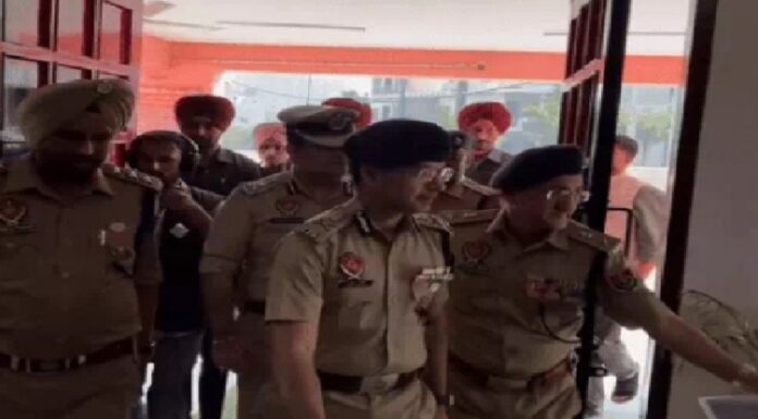 ਬ੍ਰੇਕਿੰਗ : ਜਲੰਧਰ ਪੁੱਜੇ DGP ਗੌਰਵ ਯਾਦਵ, ਅਚਨਚੇਤ ਥਾਣੇ ਦਾ ਕੀਤਾ ਨਿਰੀਖਣ, ਦਿੱਤੇ ਸਖਤ ਨਿਰਦੇਸ਼