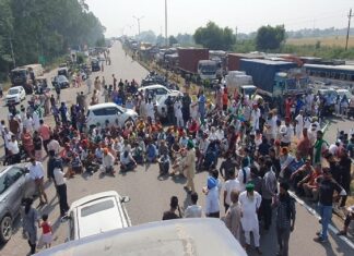 ਜਲੰਧਰ-ਲੁਧਿਆਣਾ ਨੈਸ਼ਨਲ ਹਾਈਵੇ ਬੰਦ, ਇਸ ਚੌਕ ‘ਤੇ ਅਣਮਿਥੇ ਸਮੇਂ ਲਈ ਧਰਨੇ ‘ਤੇ ਬੈਠੇ ਕਿਸਾਨ