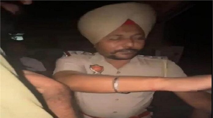 ਆਪ ਆਗੂ ਦੇ ਘਰ ‘ਤੇ ਪੁਲਿਸ ਦੀ ਮੌਜੂਦਗੀ ‘ਚ ਚਲੀਆਂ ਗੋਲੀਆਂ, ਨਵ ਨਿਯੁਕਤ ਸਰਪੰਚ ਜ਼ਖਮੀ