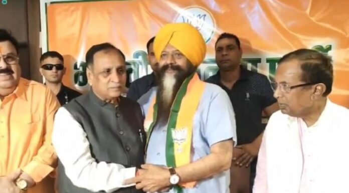 ਜ਼ਿਮਨੀ ਚੋਣਾਂ ਤੋਂ ਪਹਿਲਾਂ ਅਕਾਲੀ ਦਲ ਨੂੰ ਵੱਡਾ ਝਟਕਾ ! ਸਾਬਕਾ ਮੰਤਰੀ ਸੋਹਣ ਸਿੰਘ ਠੰਡਲ ਭਾਜਪਾ ‘ਚ ਹੋਏ ਸ਼ਾਮਲ