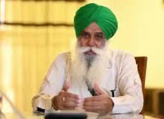 ਵੱਡੀ ਖਬਰ ! ਖਨੌਰੀ ਬਾਰਡਰ ‘ਤੇ ਭੁੱਖ ਹੜਤਾਲ ਸ਼ੁਰੂ ਕਰਨ ਤੋਂ ਪਹਿਲਾਂ ਕਿਸਾਨ ਆਗੂ ਡੱਲੇਵਾਲ ਗ੍ਰਿਫਤਾਰ, ਰਾਤ ਨੂੰ ਚੁੱਕ ਕੇ ਲੈ ਗਈ ਪੁਲਿਸ