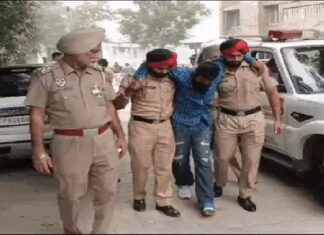 ਜਲੰਧਰ ‘ਚ ਹੋਏ ਕਿੰਦਾ ਕਤਲ ਕਾਂਡ ਦਾ ਮੁੱਖ ਸ਼ੂਟਰ ਸੁੱਖਾ ਗ੍ਰਿਫਤਾਰ, ਛੱਤ ਤੋਂ ਛਾਲ ਮਾਰਨ ਕਾਰਨ ਟੁੱਟਿਆ ਪੈਰ