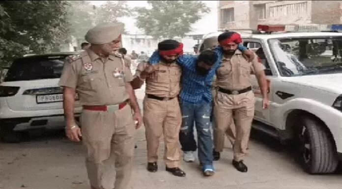 ਜਲੰਧਰ ‘ਚ ਹੋਏ ਕਿੰਦਾ ਕਤਲ ਕਾਂਡ ਦਾ ਮੁੱਖ ਸ਼ੂਟਰ ਸੁੱਖਾ ਗ੍ਰਿਫਤਾਰ, ਛੱਤ ਤੋਂ ਛਾਲ ਮਾਰਨ ਕਾਰਨ ਟੁੱਟਿਆ ਪੈਰ