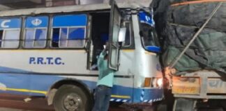 ਤੜਕਸਾਰ ਵੱਡਾ ਹਾਦਸਾ ! ਸਵਾਰੀਆਂ ਨਾਲ ਭਰੀ ਬੱਸ ਤੇ ਟਰੱਕ ਵਿਚਾਲੇ ਜ਼ਬਰਦਸਤ ਟੱਕਰ, ਕੰਡਕਟਰ ਸਣੇ ਕਈ ਸਵਾਰੀਆਂ ਜ਼ਖਮੀ