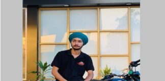 ਘਰੋਂ ਕੰਮ ‘ਤੇ ਗਿਆ 17 ਸਾਲ ਦਾ ਨੌਜਵਾਨ 4 ਦਿਨਾਂ ਤੋਂ ਲਾਪਤਾ, ਜੇ ਕਿਸੇ ਨੂੰ ਵੀ ਮਿਲੇ ਤਾਂ ਹੇਠਾਂ ਦਿੱਤੇ ਨੰਬਰਾਂ ‘ਤੇ ਕਰੋ ਸੰਪਰਕ