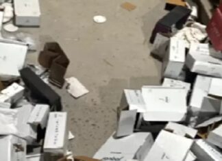 ਚੋਰਾਂ ਦੇ ਹੌਲਸੇ ਬੁਲੰਦ ! ਸ਼ੋਅਰੂਮ ਦਾ ਸ਼ਟਰ ਤੋੜ ਕੇ 30 ਲੱਖ ਦਾ ਸਾਮਾਨ ਕੀਤਾ ਚੋਰੀ